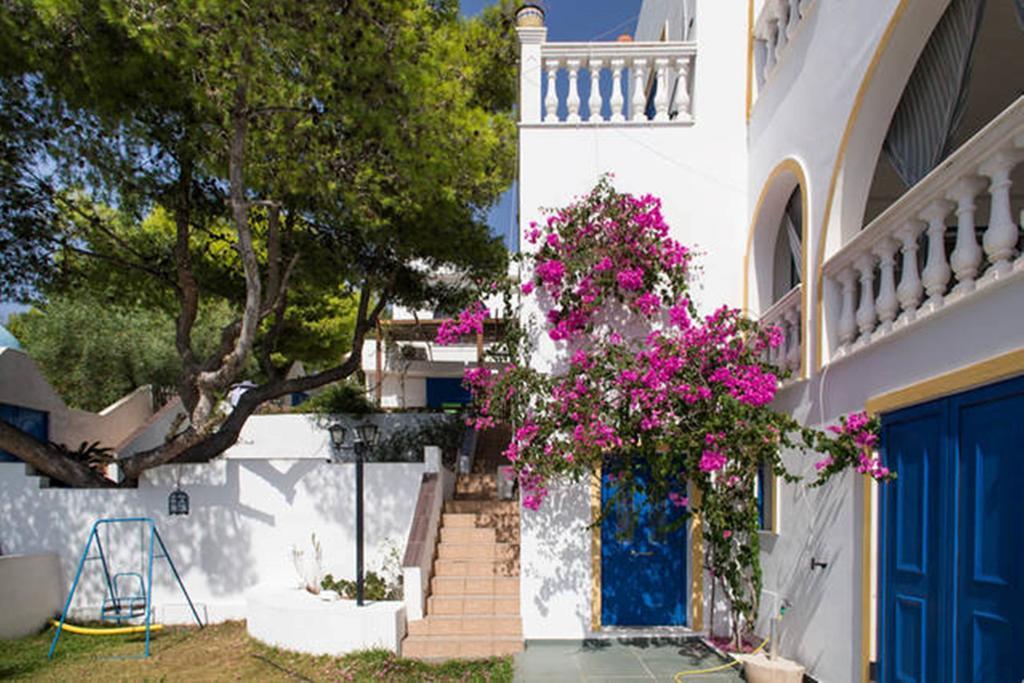 Wavedance Accommodation Саламис Екстериор снимка