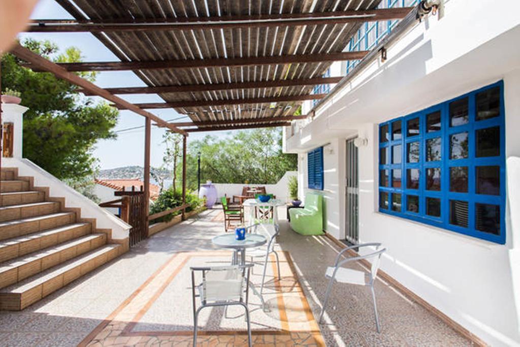 Wavedance Accommodation Саламис Екстериор снимка