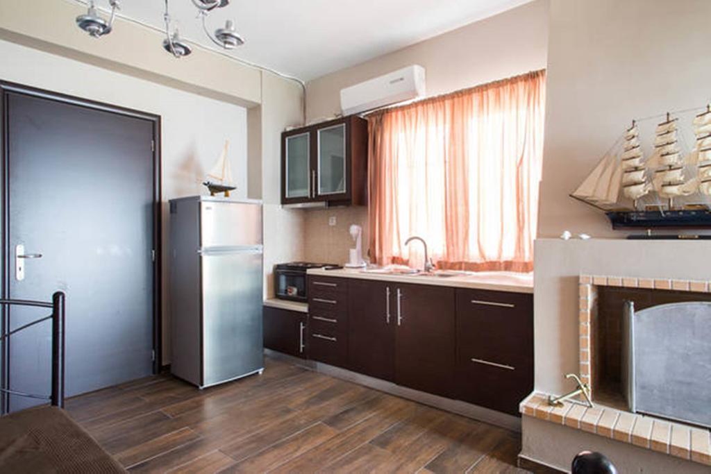 Wavedance Accommodation Саламис Екстериор снимка