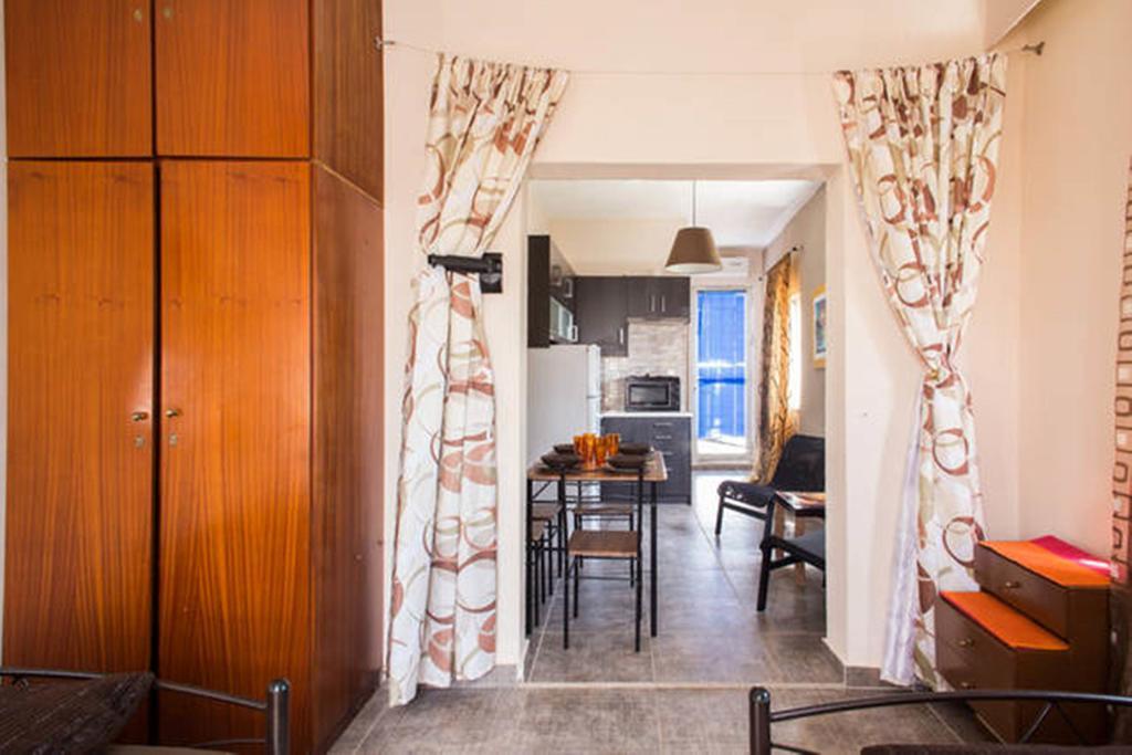 Wavedance Accommodation Саламис Екстериор снимка